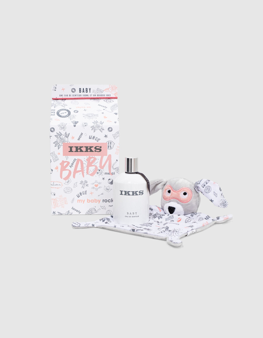 set de regalo con aroma a bebé con edredón rosa y blanco de 100 ml