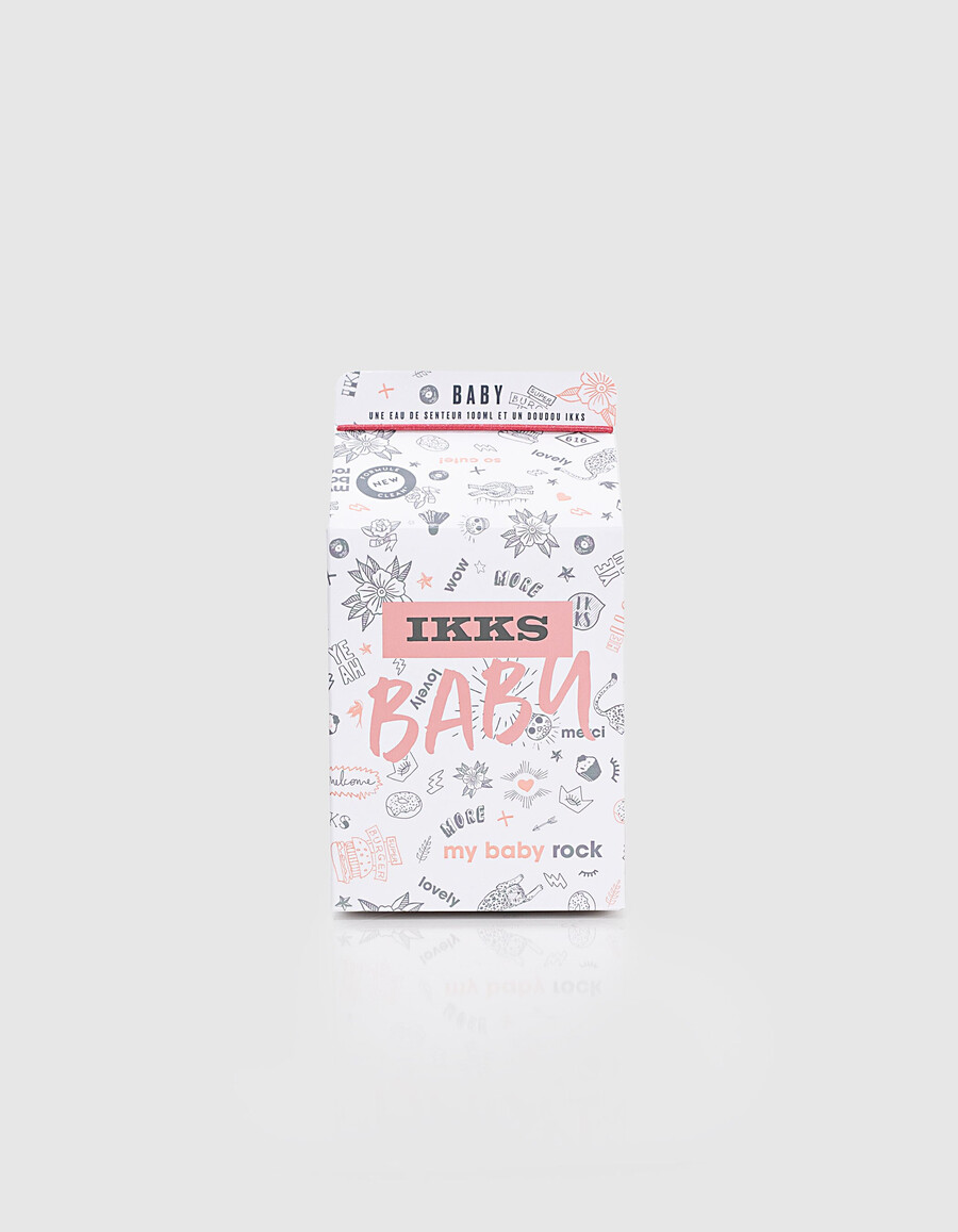 set de regalo con aroma a bebé con edredón rosa y blanco de 100 ml