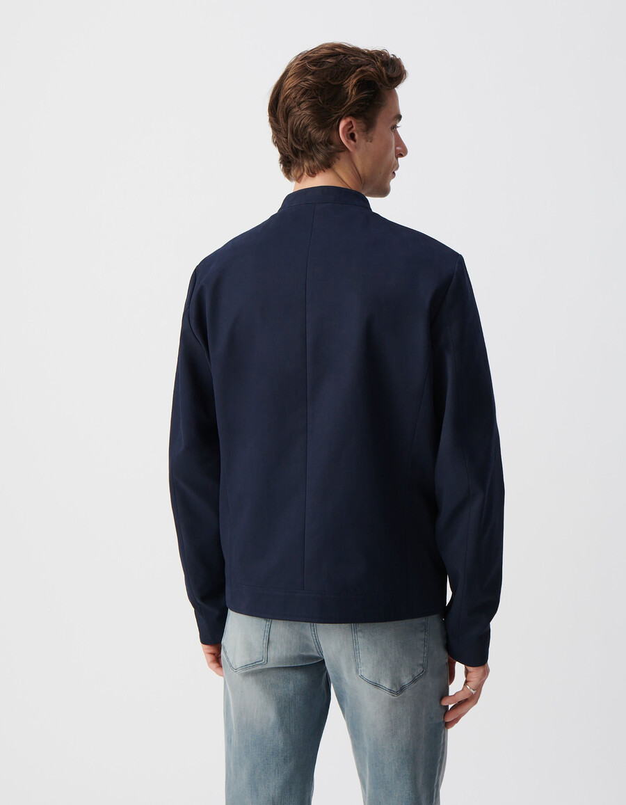chaqueta azul marino con cuello a presión para hombre