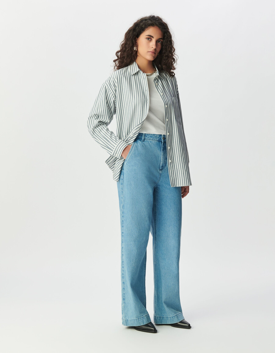 camisa de rayas azules y blancas para mujer