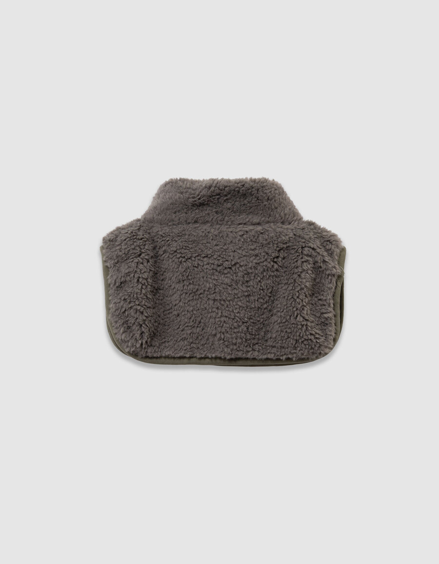 calentador de cuello con cremallera de sherpa caqui para niño