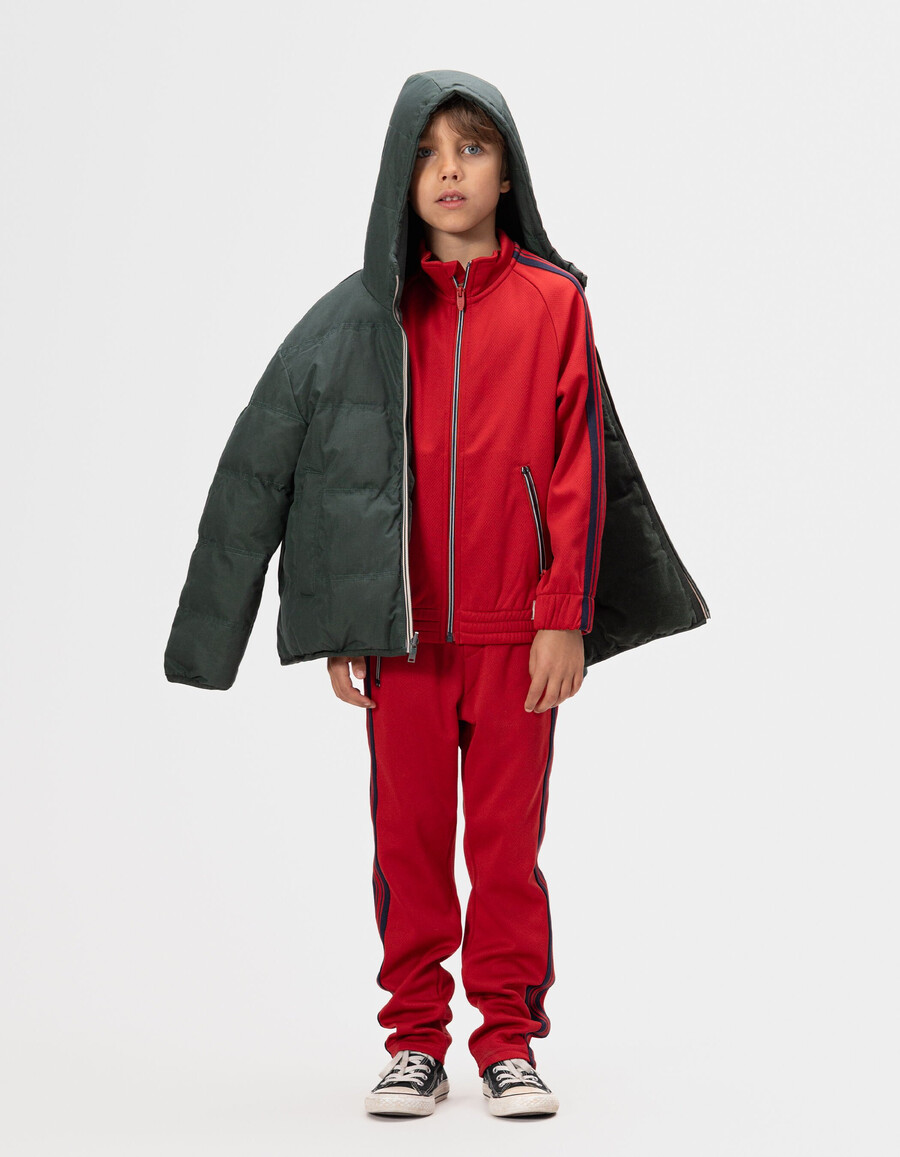 chaqueta acolchada reversible de terciopelo verde para niño