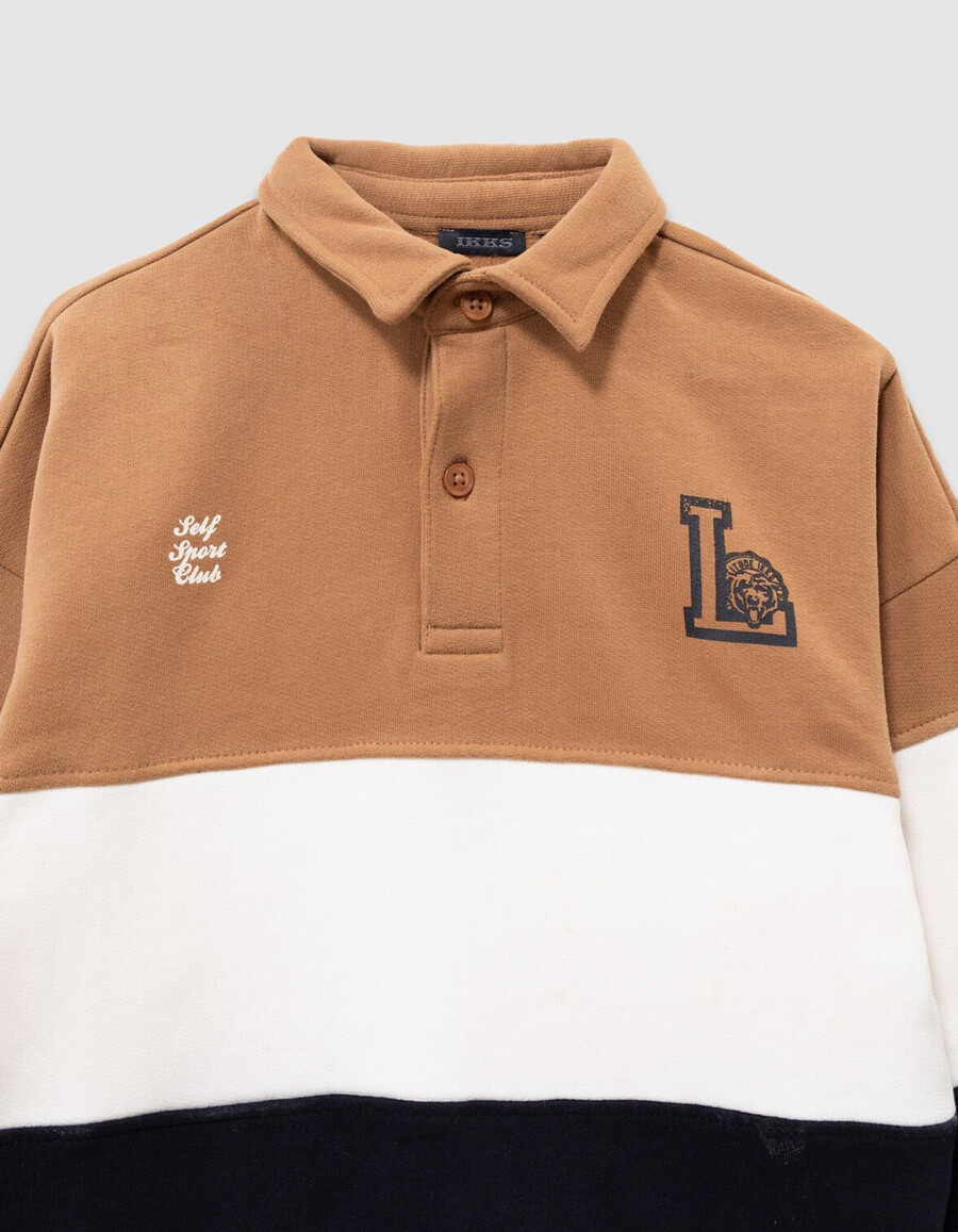 sudadera polo de algodón orgánico para niño en color camelcrudoazul marino
