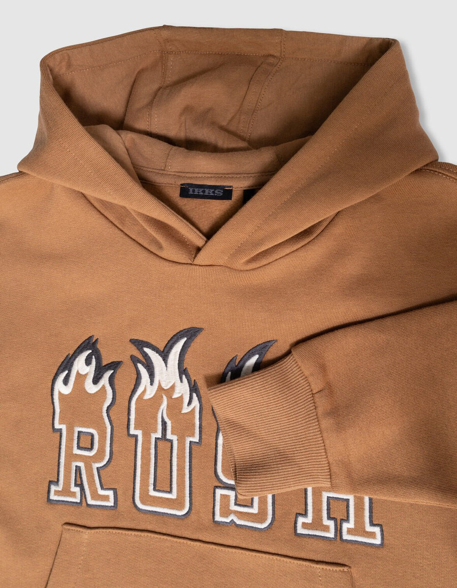 sudadera con capucha camel para niño con eslogan bordado en talla xl