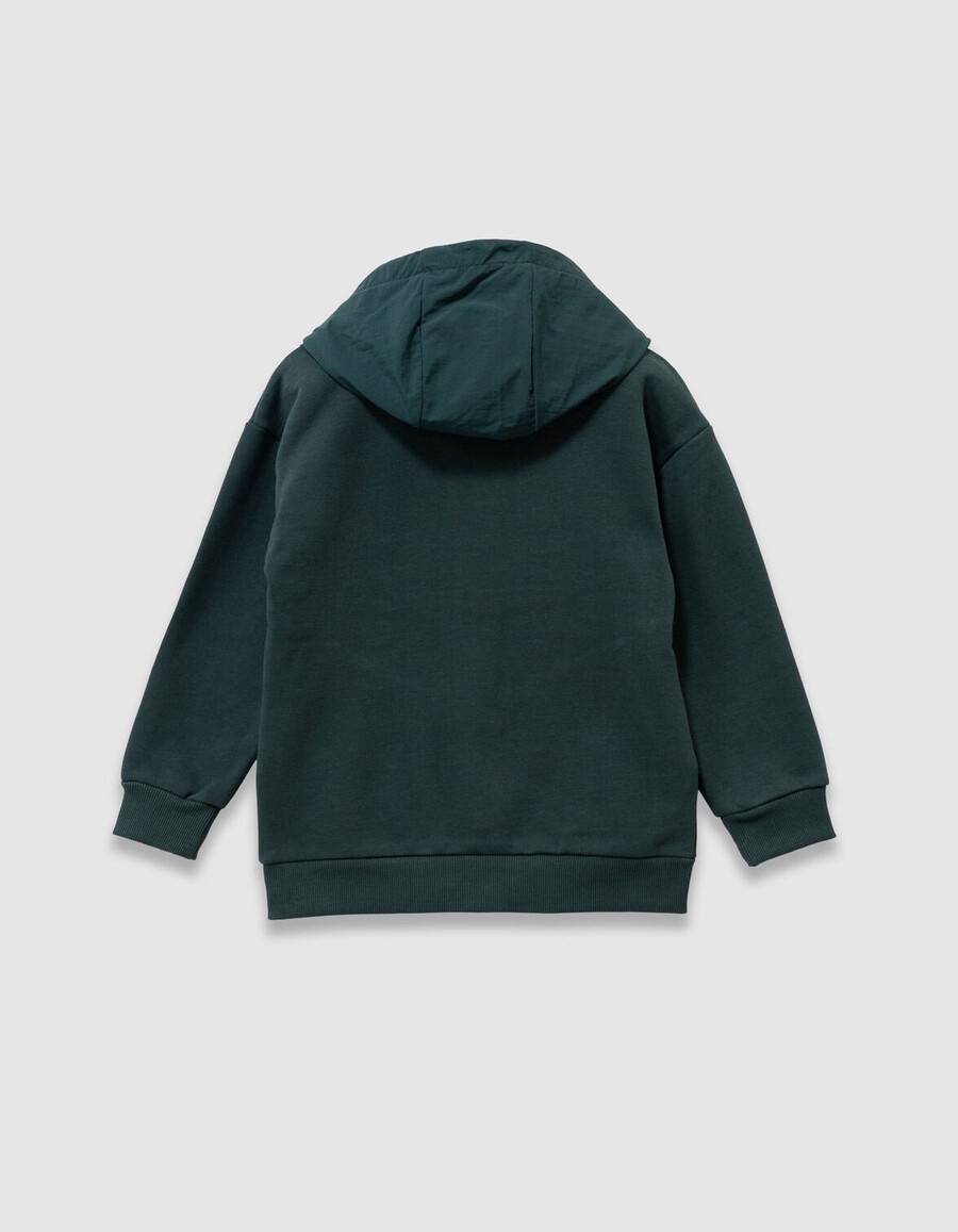 cárdigan verde con capucha y cremallera para niño