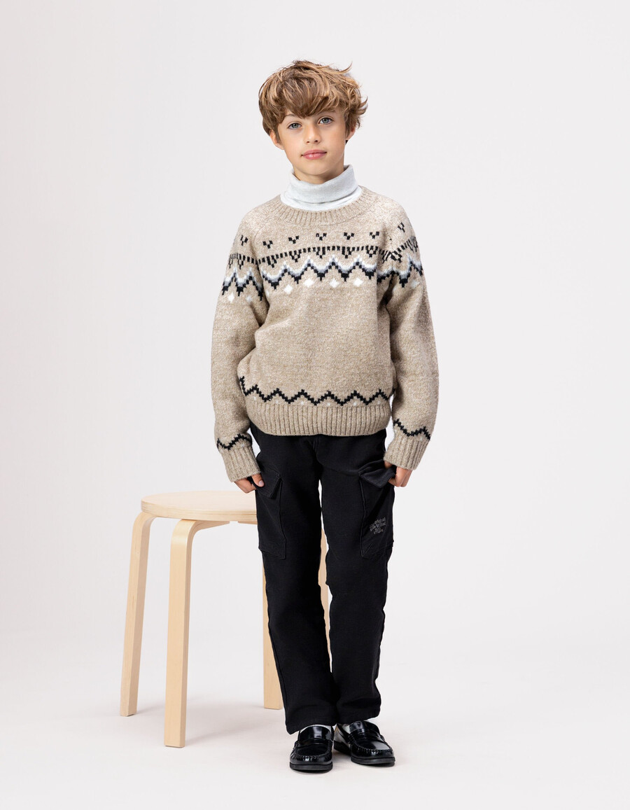 suéter de invierno de punto jacquard beige para niño