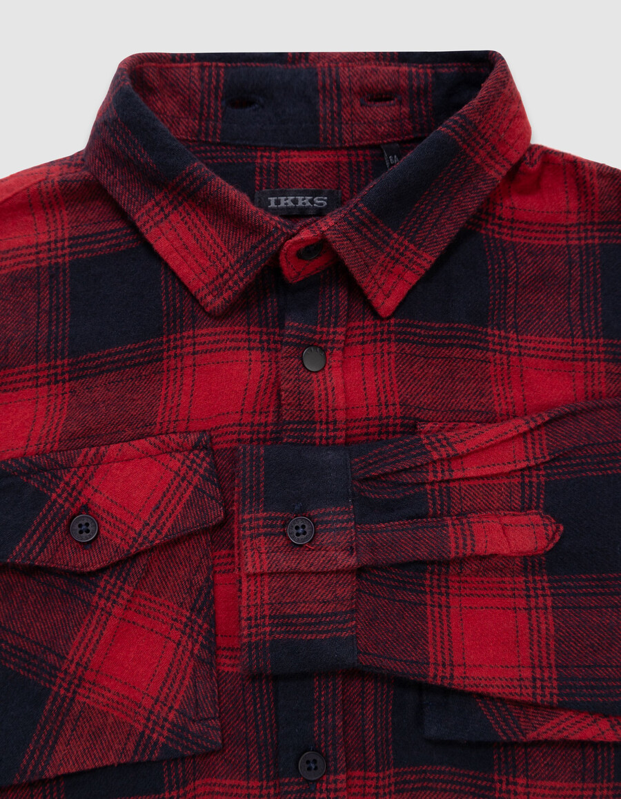 camisa de cuadros azul marino y rojo para niño con capucha desmontable