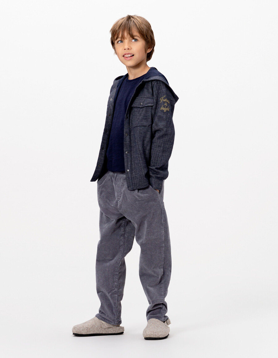 sudadera con capucha de punto decorativa azul marino para niño