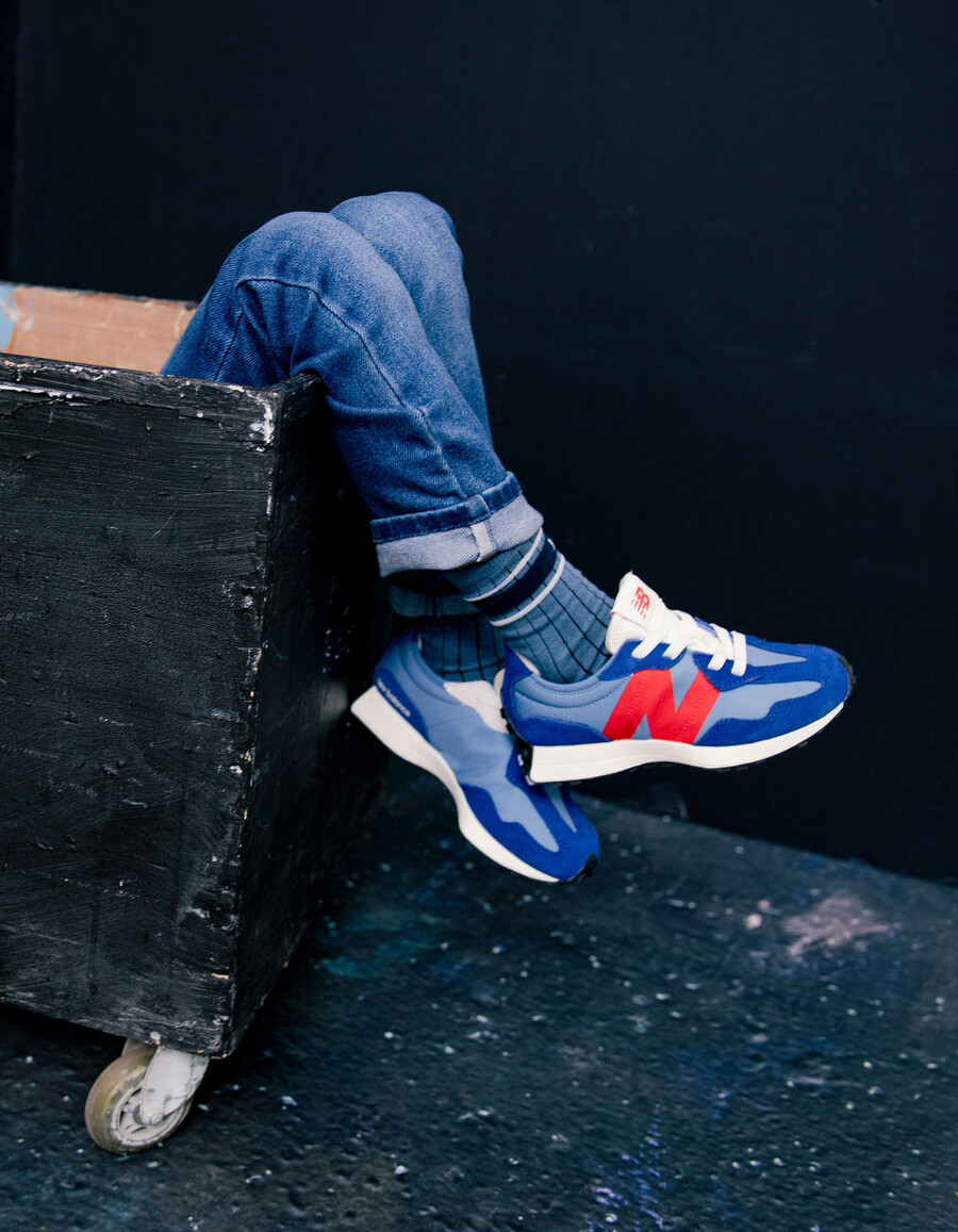 zapatillas new balance 327 azules y rojas para niño
