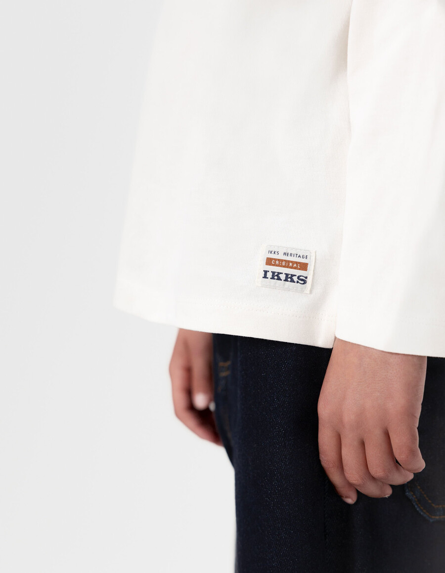 camiseta de algodón orgánico azul marino y blanca para niño cuello camel