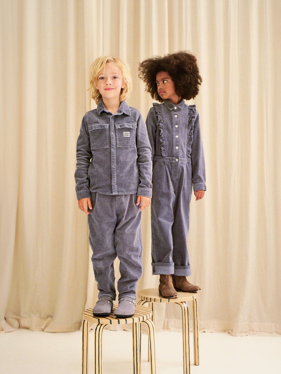 pantalones chinos holgados de pana azul para niño
