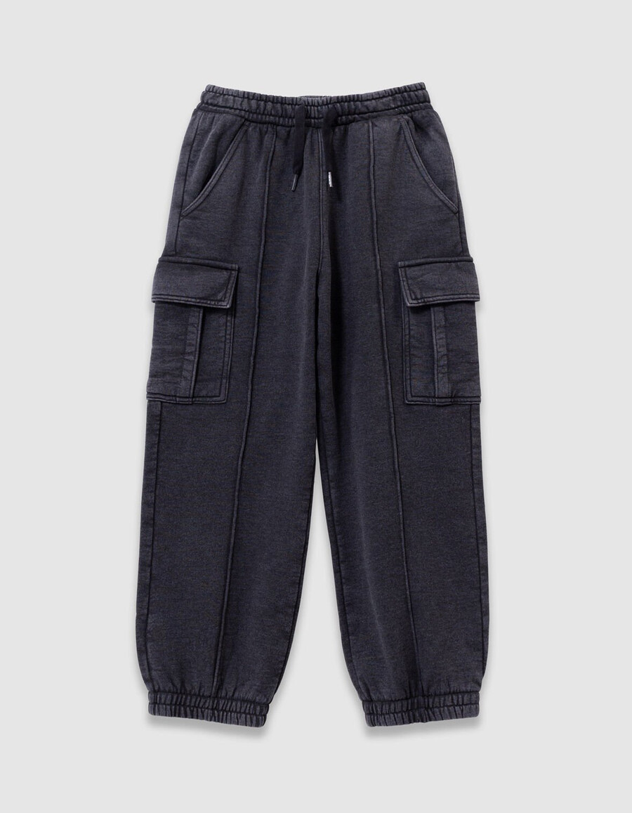 pantalones deportivos negros descoloridos estilo cargo para niño