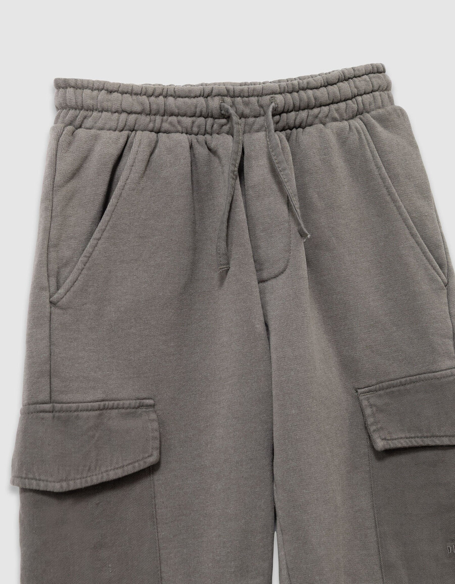 pantalones deportivos estilo cargo de algodón orgánico color caqui para niño