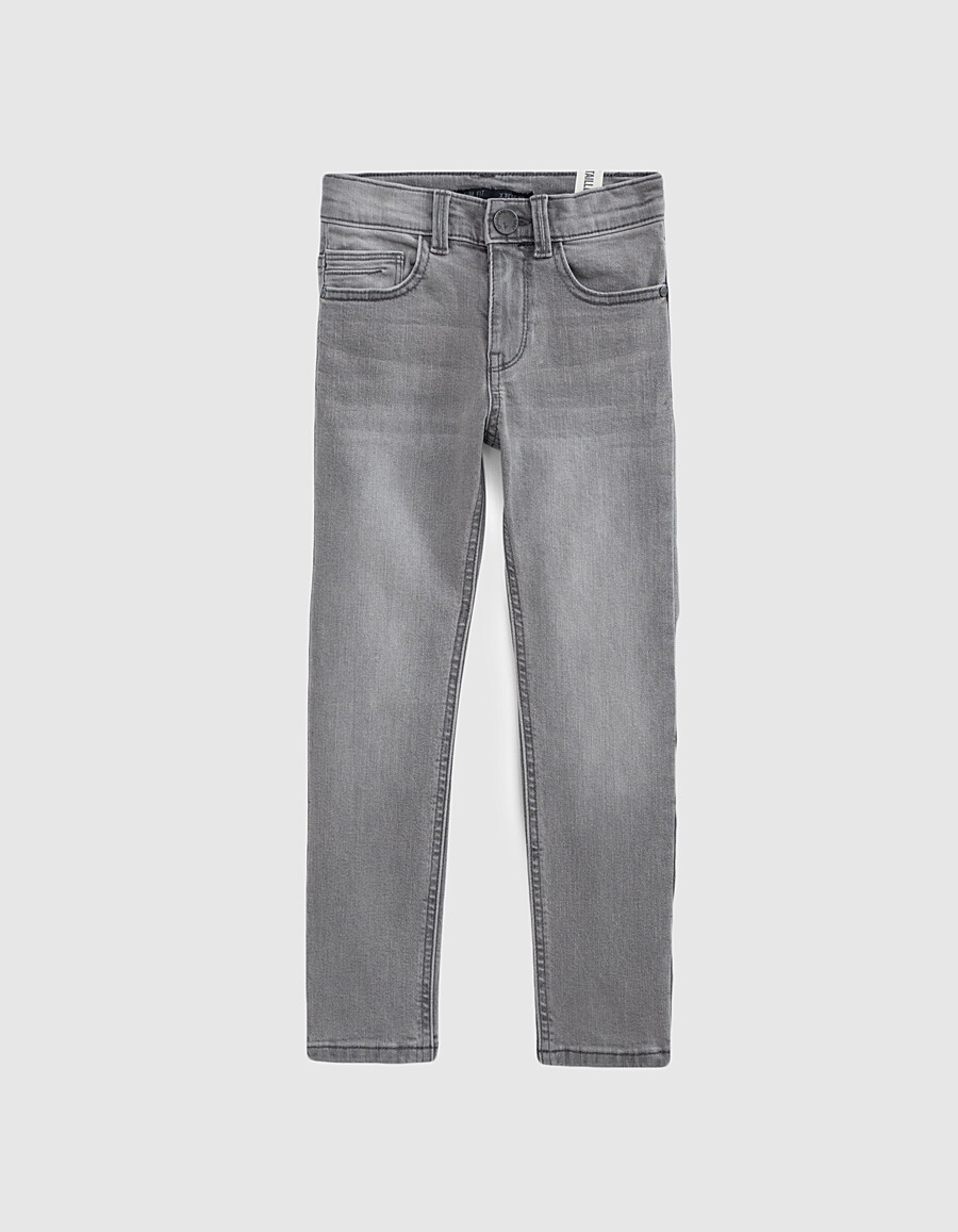 pantalones grises ajustados para niño