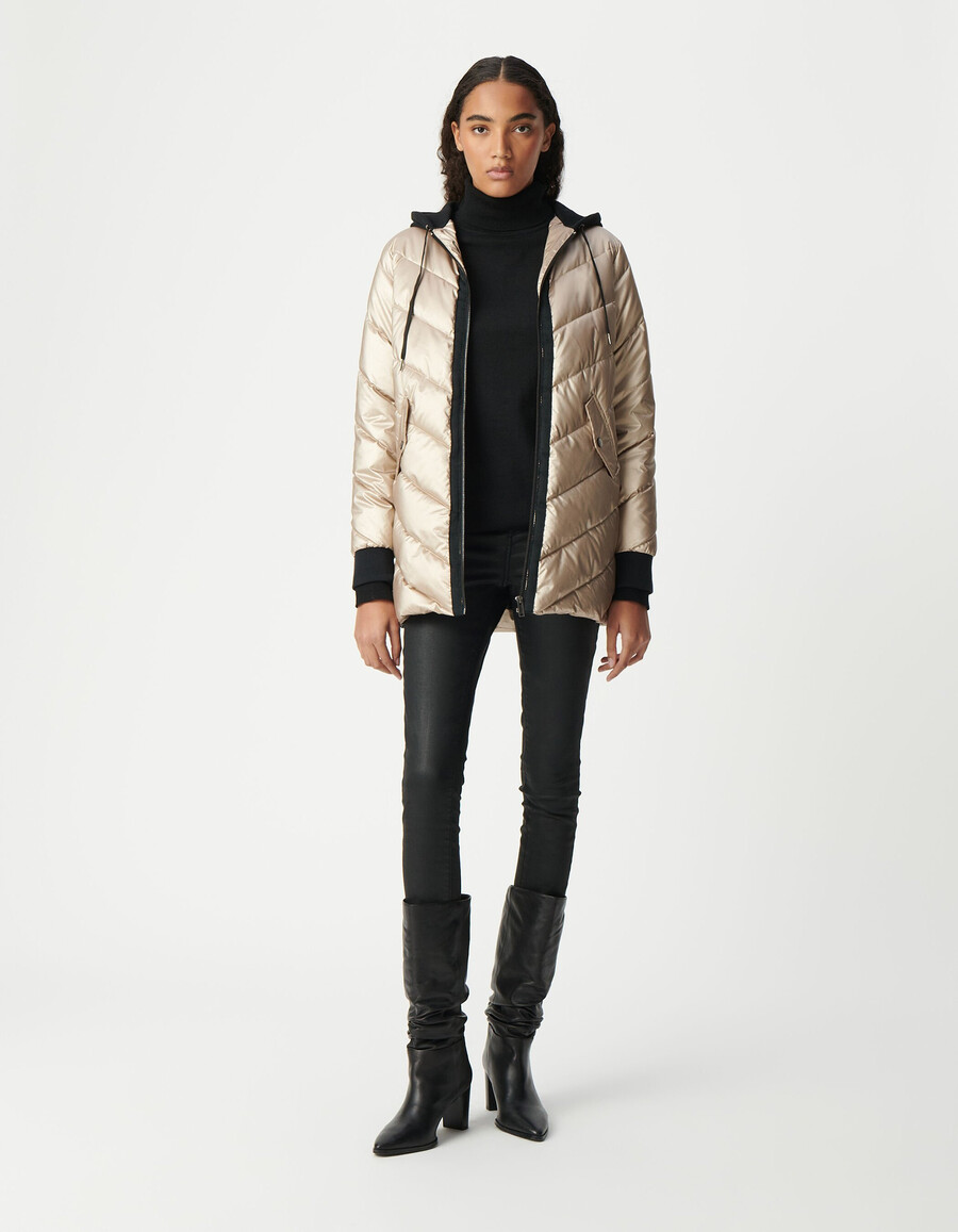 chaqueta acolchada dorada para mujer con capucha de forro polar negro