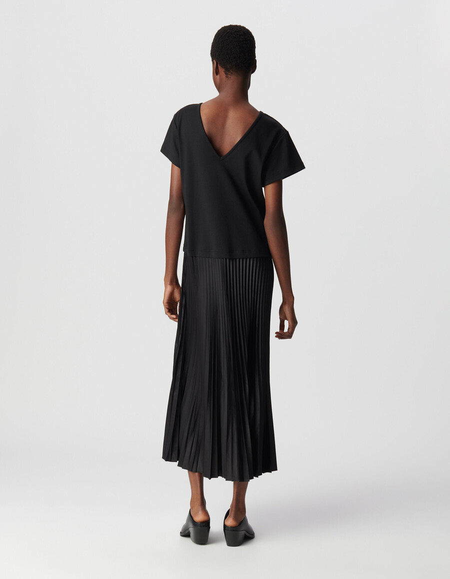 vestido largo plisado de dos materiales negro para mujer