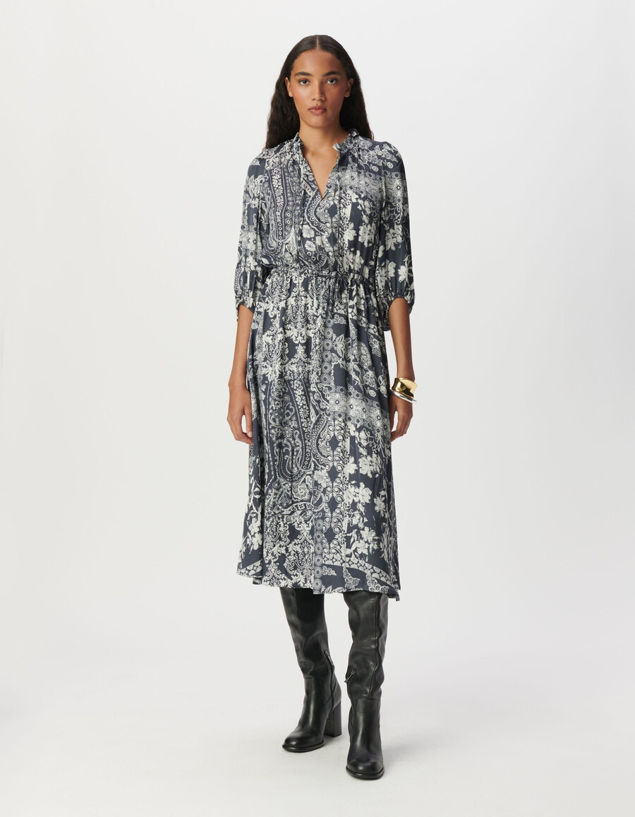 vestido largo de satén azul grisáceo para mujer con estampado de pañuelo