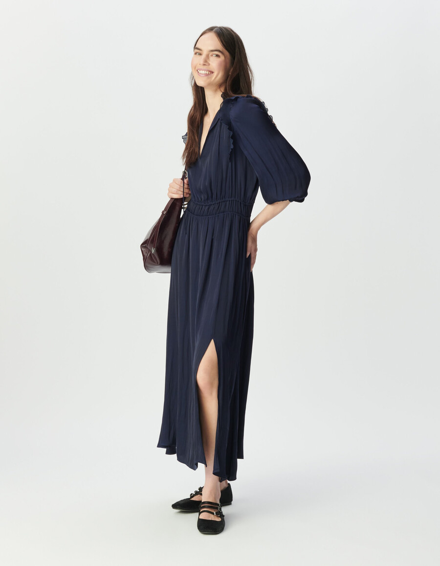 vestido fluido azul marino para mujer con volantes plisados