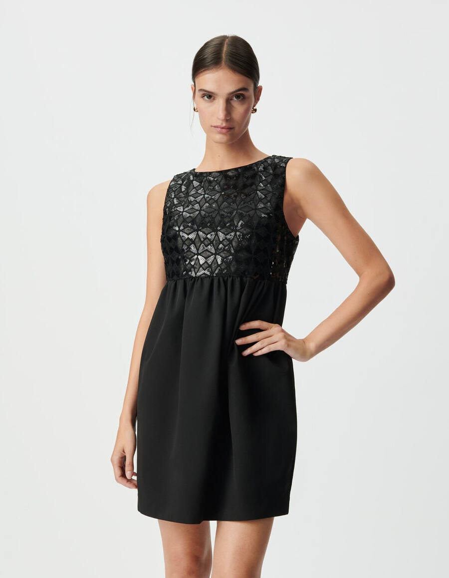 vestido negro de mujer con bordado gráfico de lentejuelas