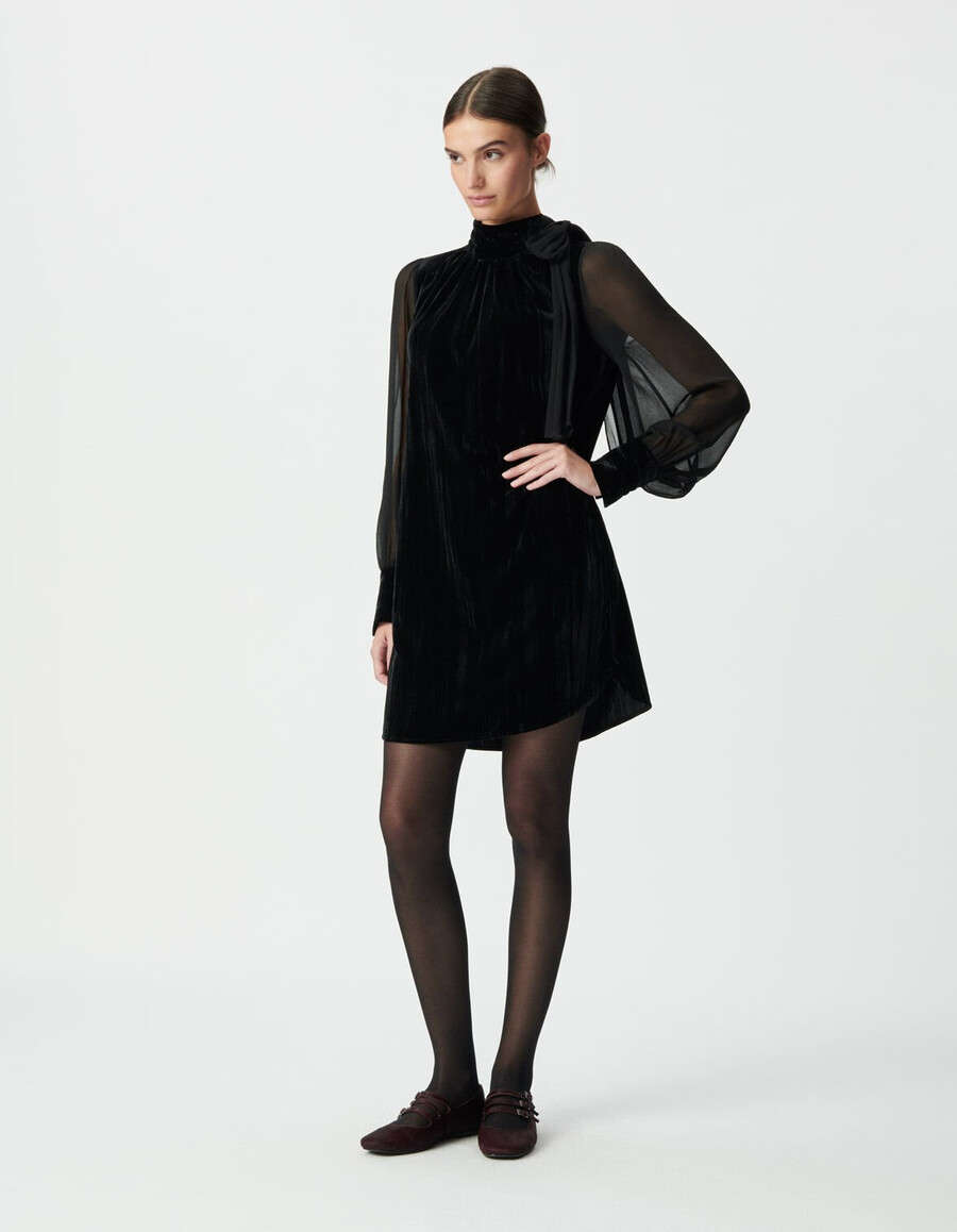vestido negro de terciopelo y voile para mujer.