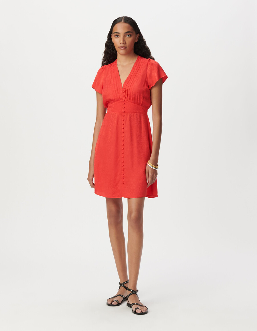 vestido de mujer en jacquard de satén rojo con estampado animal