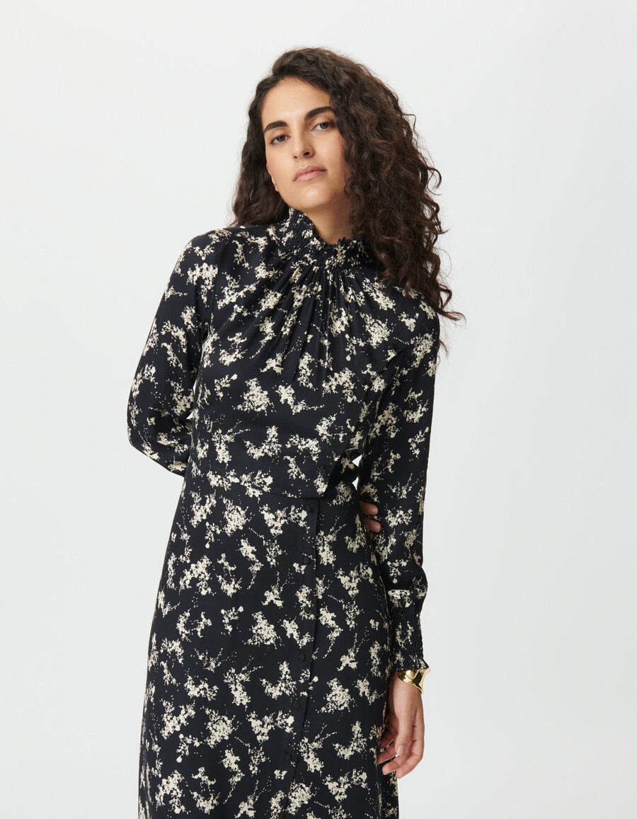vestido largo negro para mujer con estampado de flores silvestres