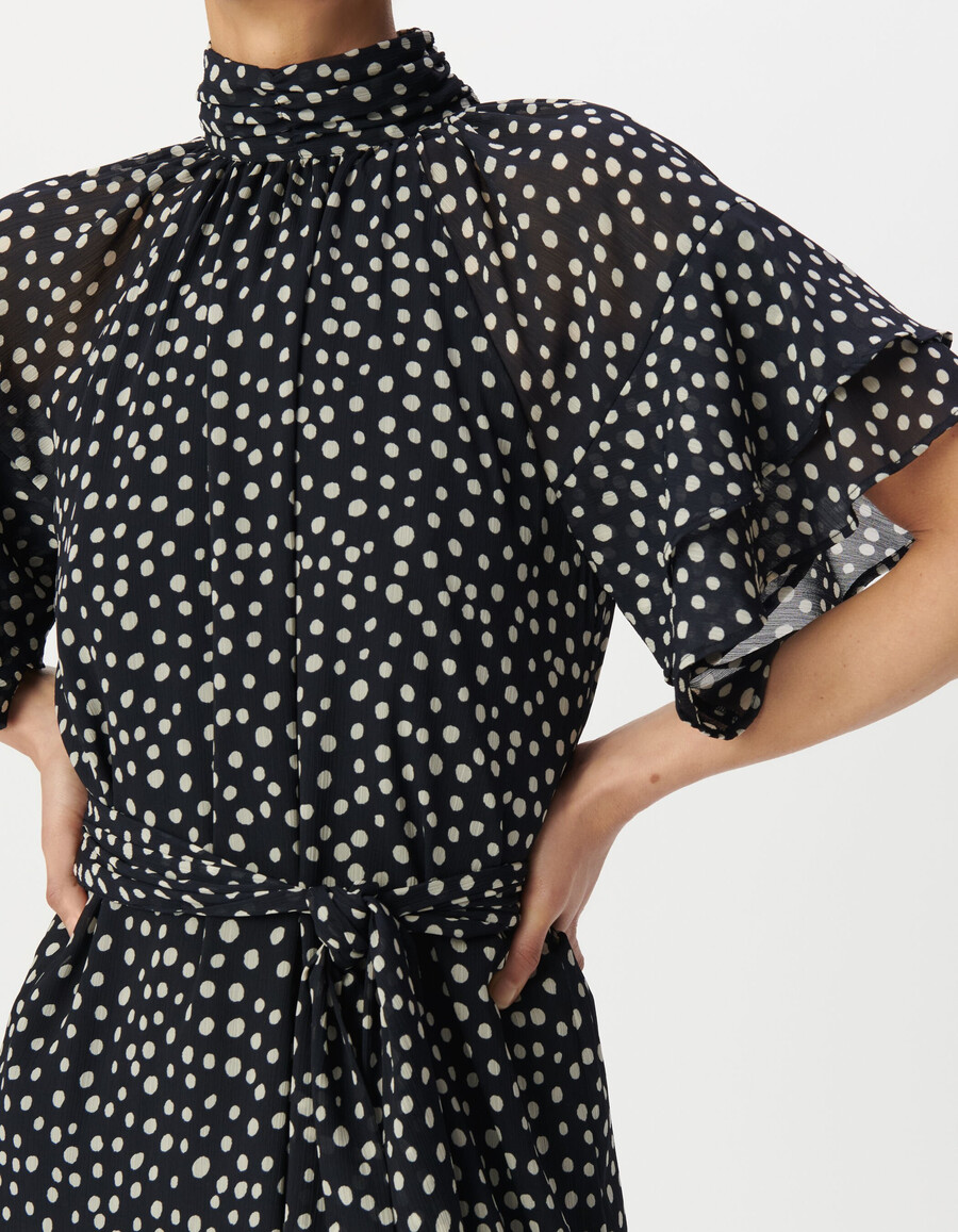 vestido largo con estampado de lunares azul marino y cuello drapeado para mujer