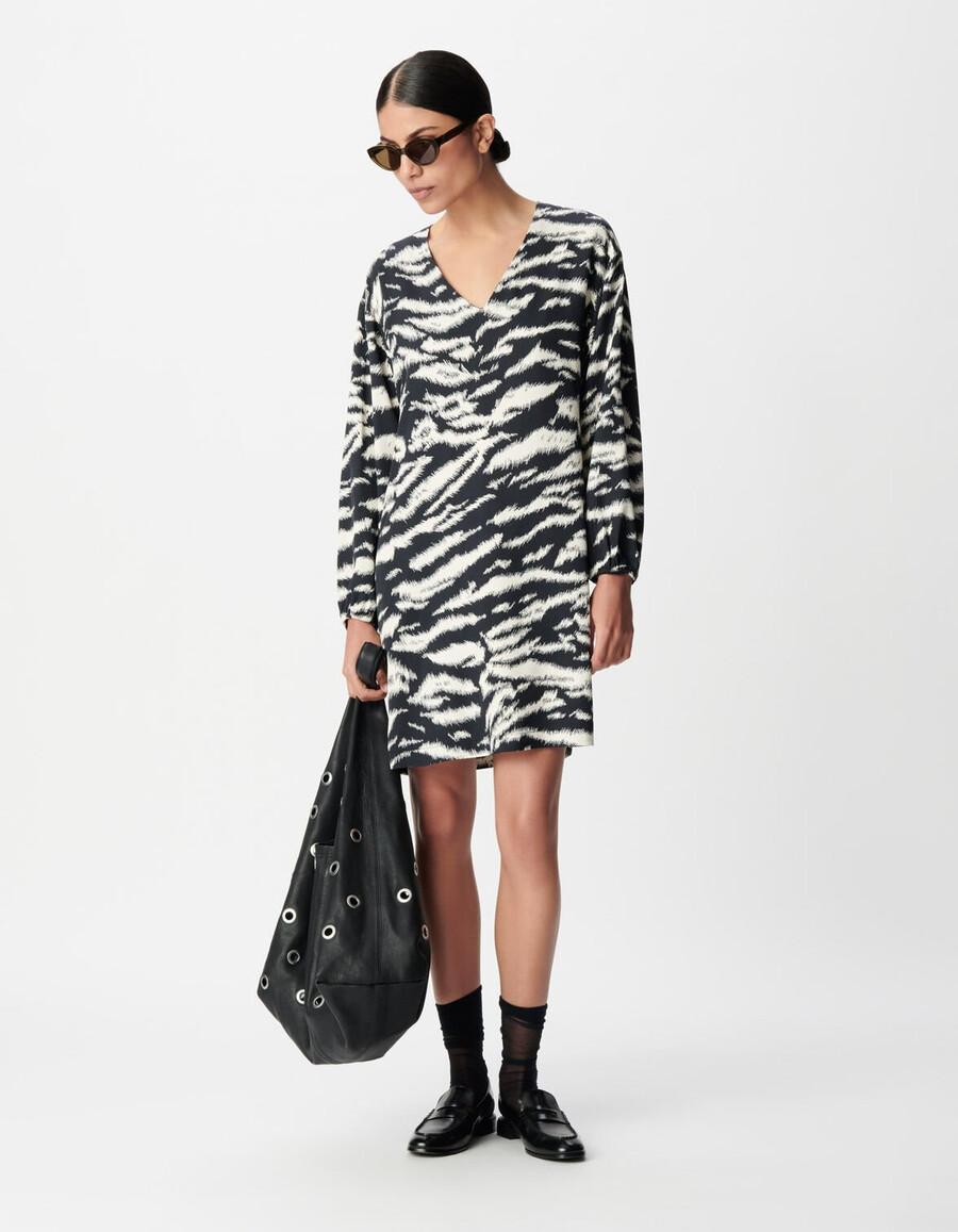 vestido negro con estampado de cebra para mujer