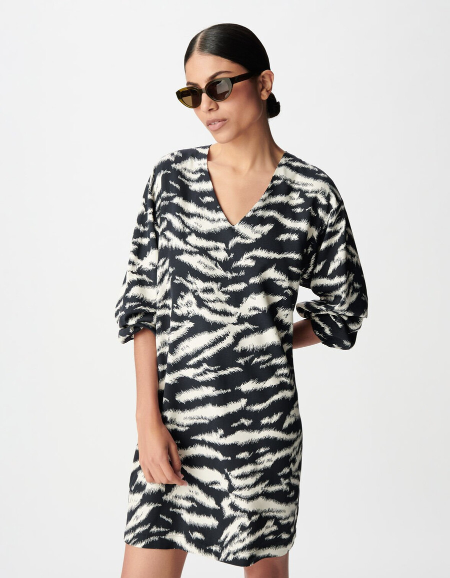 vestido negro con estampado de cebra para mujer