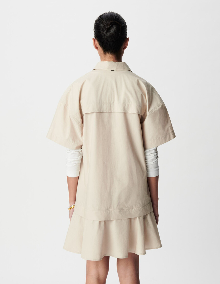 vestido corto beige con falda trampantojo para mujer
