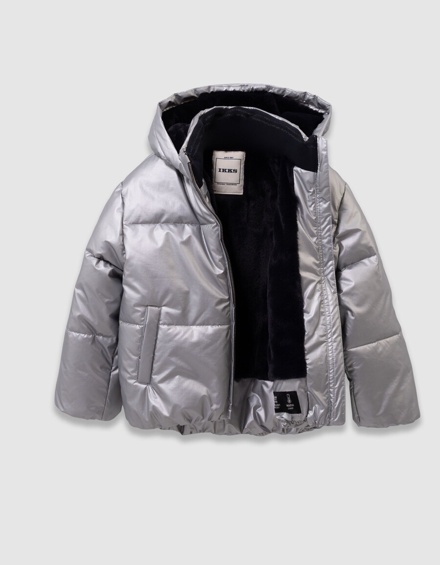 chaqueta acolchada plateada para niña con capucha forrada de piel azul marino