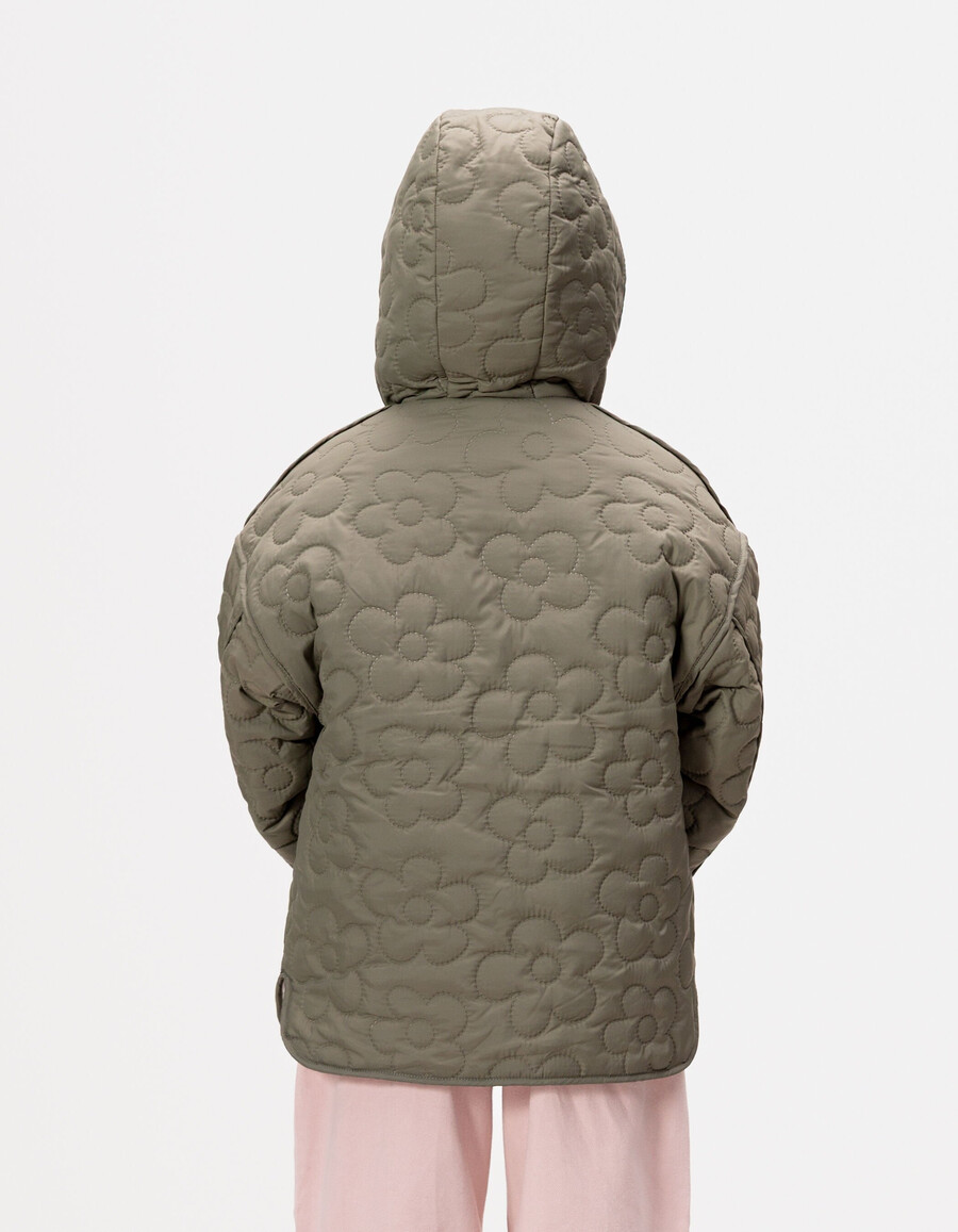 chaqueta acolchada con forro de piel y estampado floral color caqui para niña