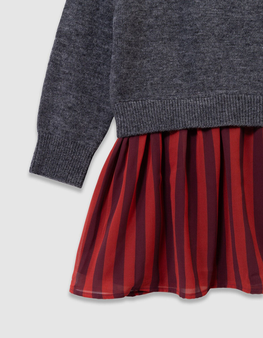 vestido de niña de punto gris mixto con rayas rojas