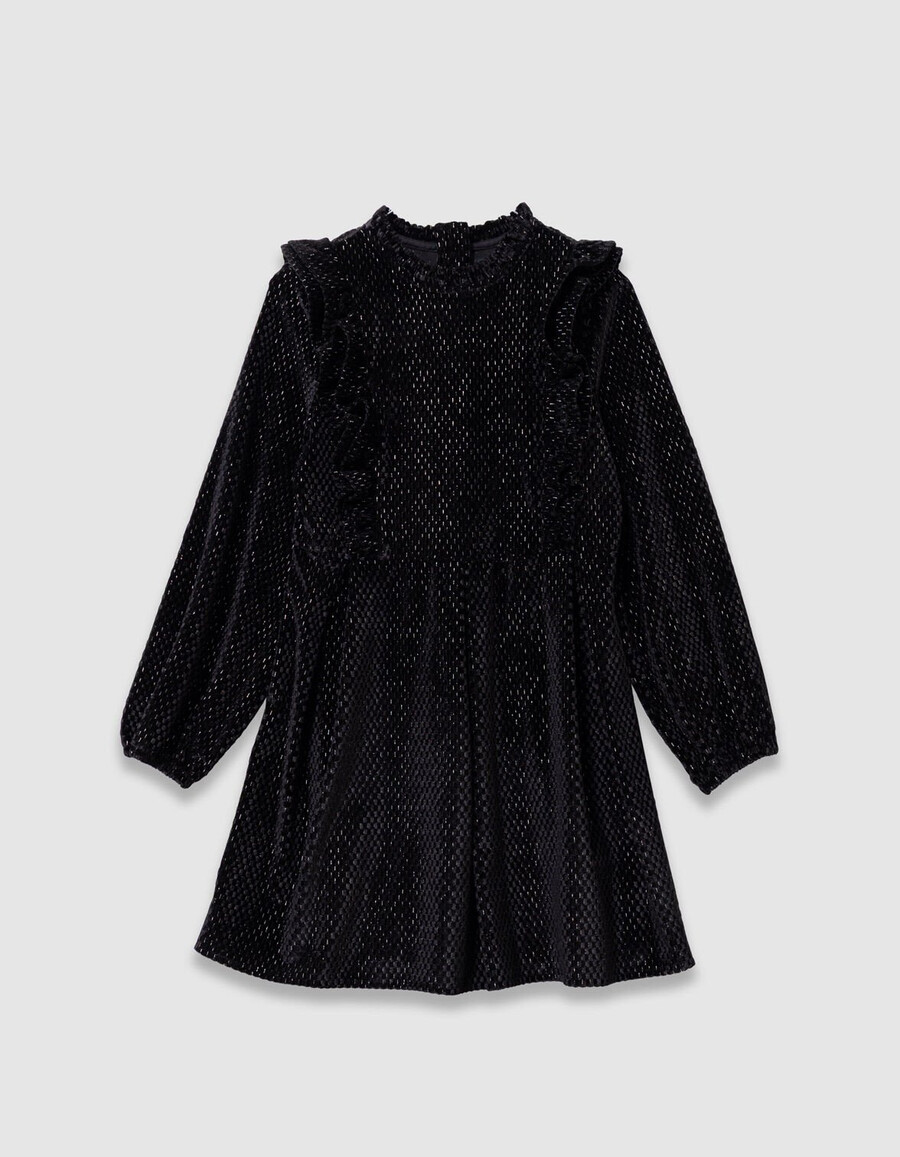 vestido de terciopelo negro para niña con detalle de volantes