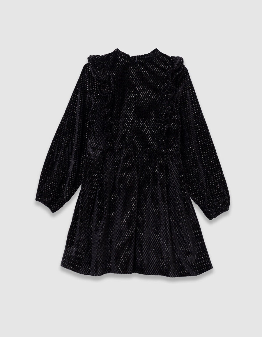 vestido de terciopelo negro para niña con detalle de volantes