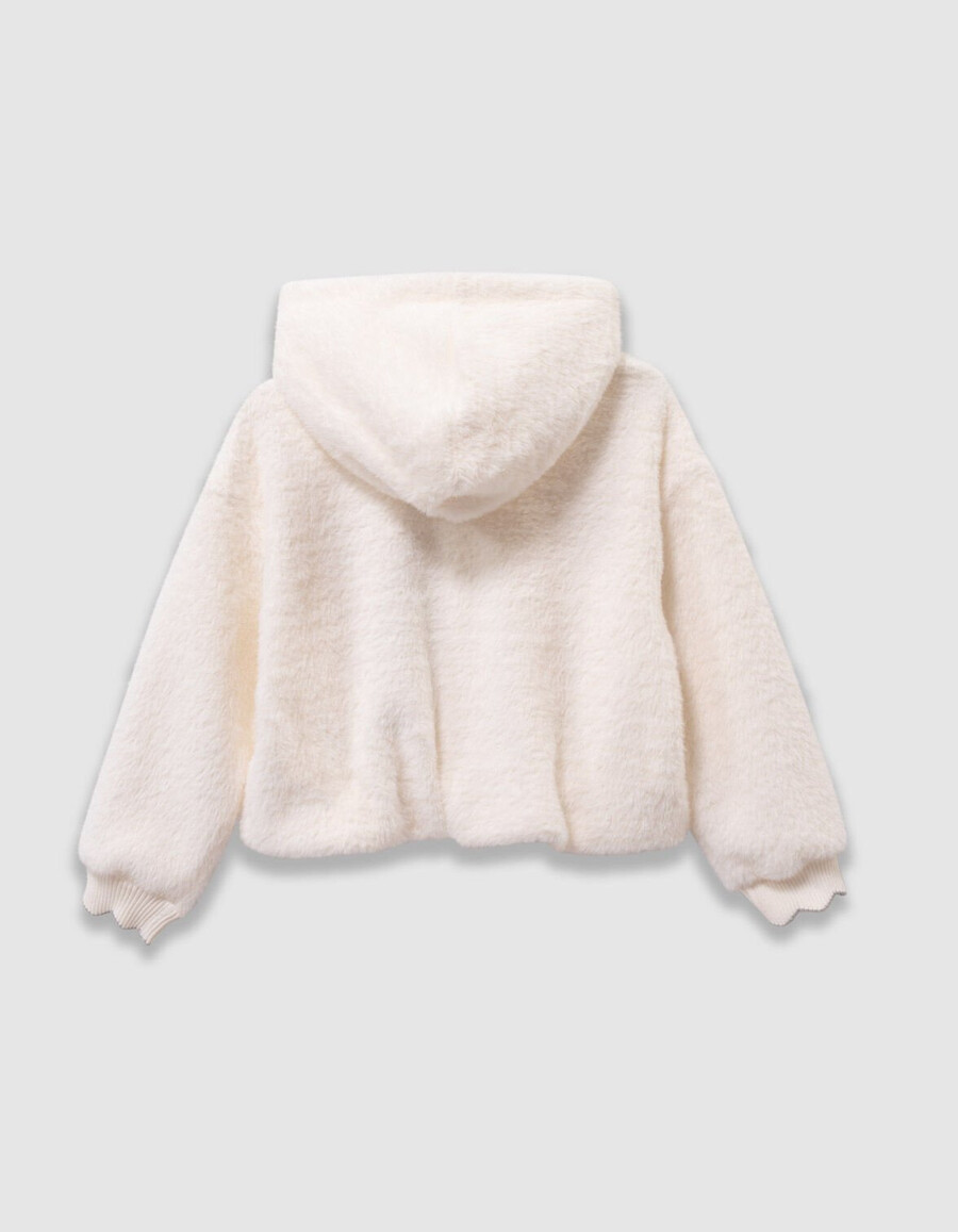 sudadera con capucha suave color crudo para niña con insignia de corazón
