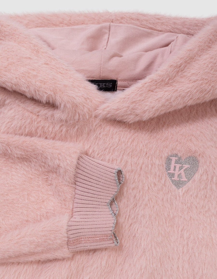 sudadera con capucha suave rosa para niña con insignia de corazón