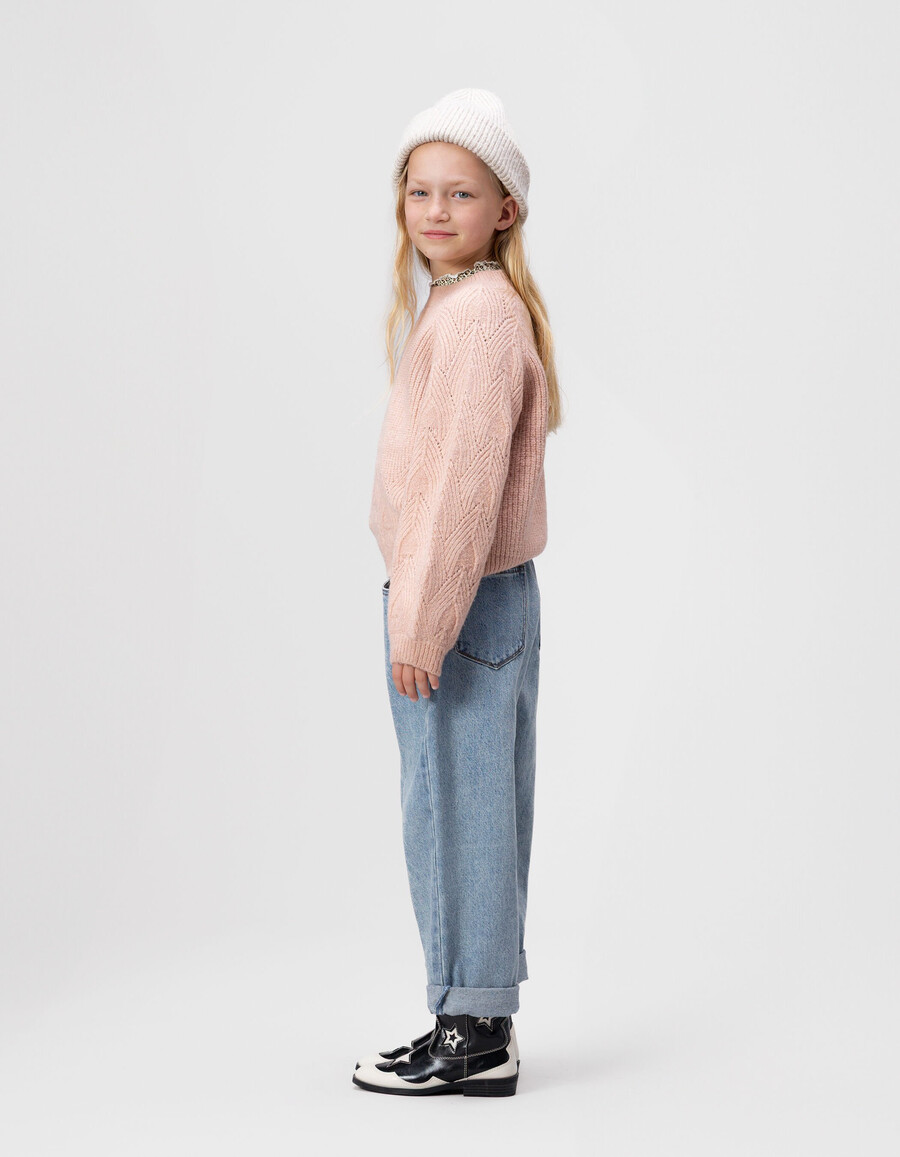 suéter de punto rosa para niña con mangas jacquard