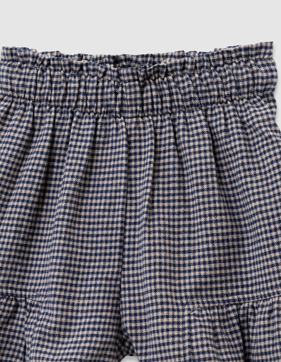 pantalones cortos de cuadros vichy azul marino con volantes para niña