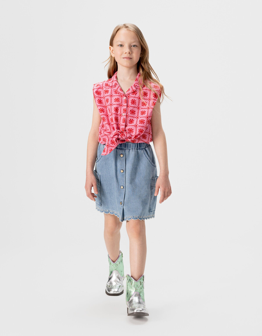 falda vaquera azul estilo cargo para niña con bolsillos