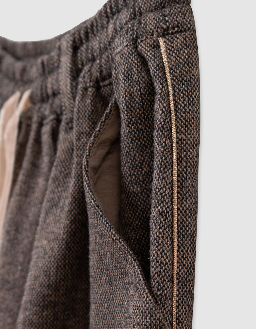 pantalones anchos de franela marrón jaspeada para niña