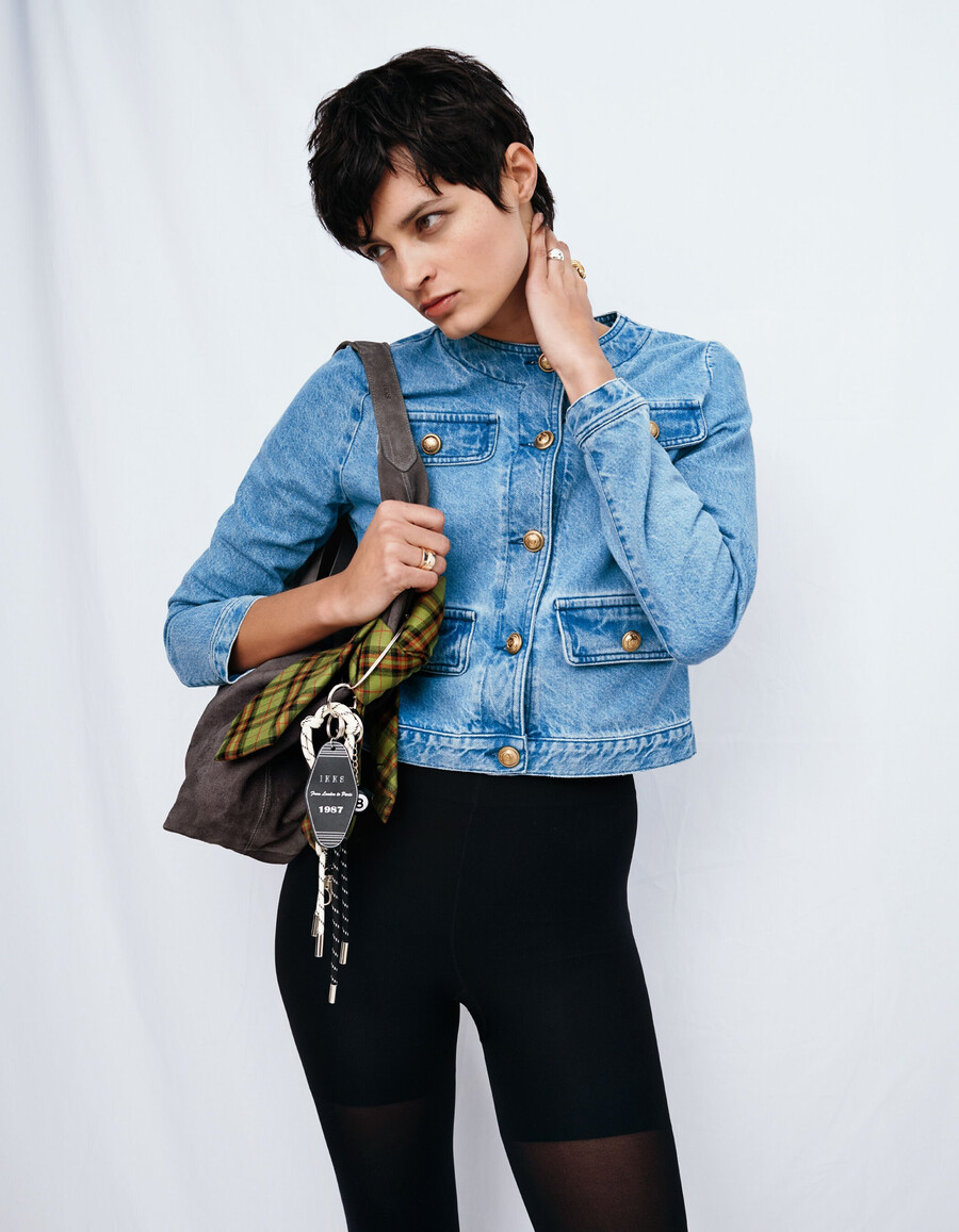 chaqueta vaquera azul sin cuello para mujer