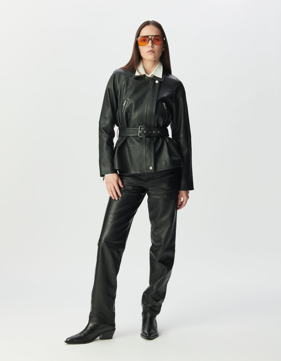 chaqueta biker extragrande de piel granulada negra para mujer