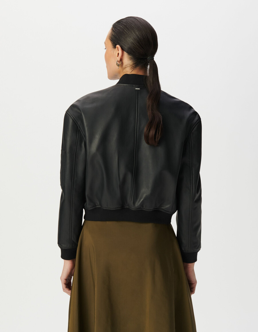chaqueta bomber oversize de cuero negro para mujer