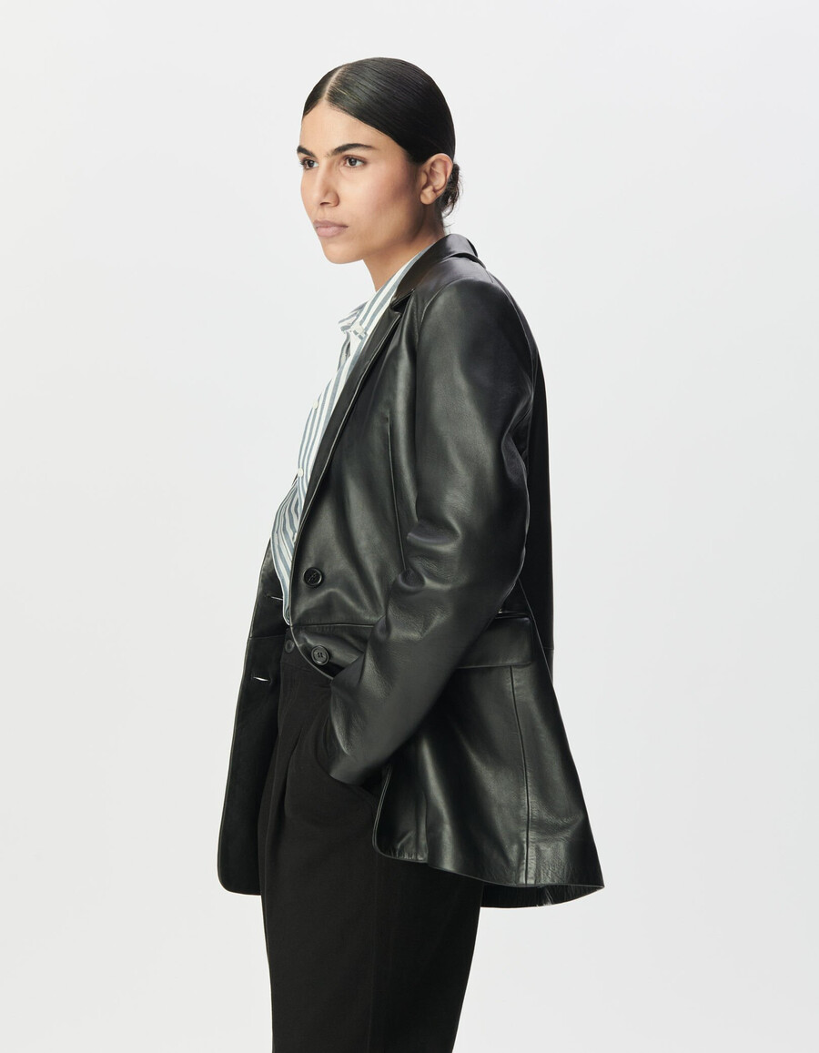 chaqueta de traje oversize de cuero negro para mujer