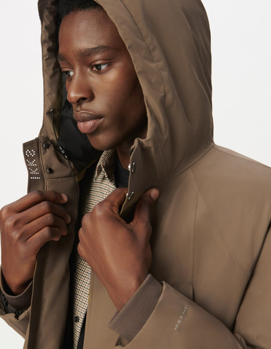 parka impermeable y transpirable acolchada beige para hombre