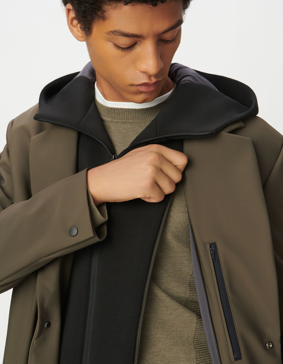 parka beige para hombre con forro negro extraíble de fácil cuidado