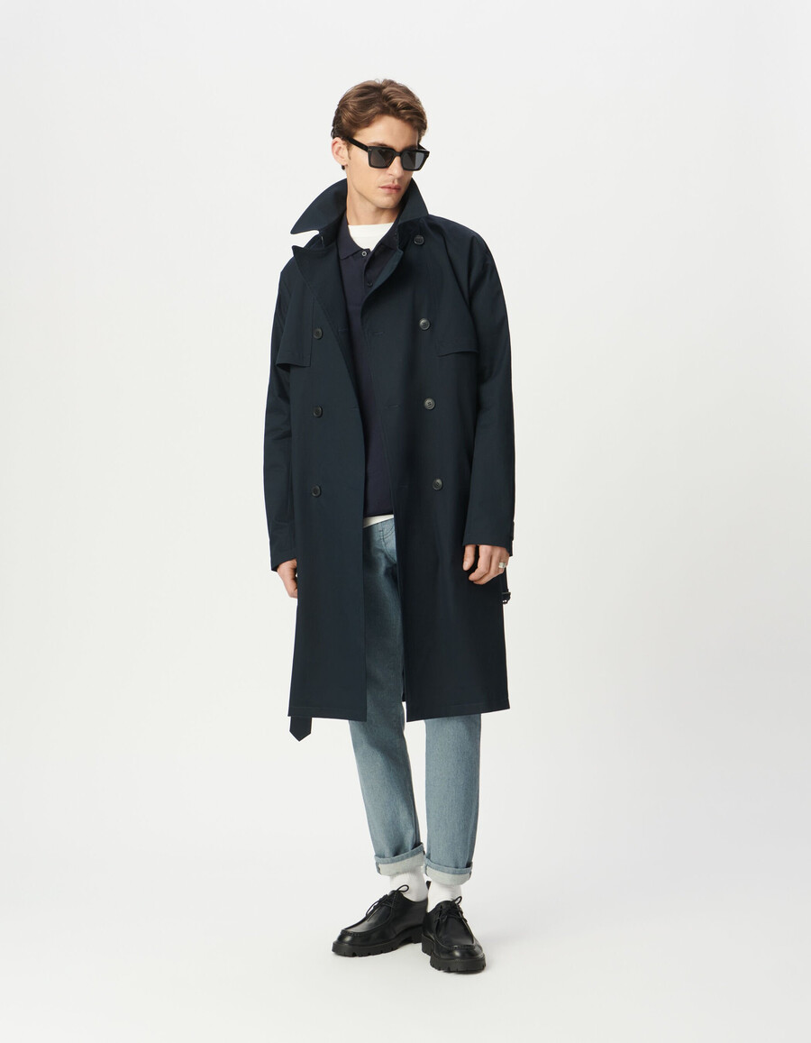 gabardina larga azul marino con cinturón para hombre