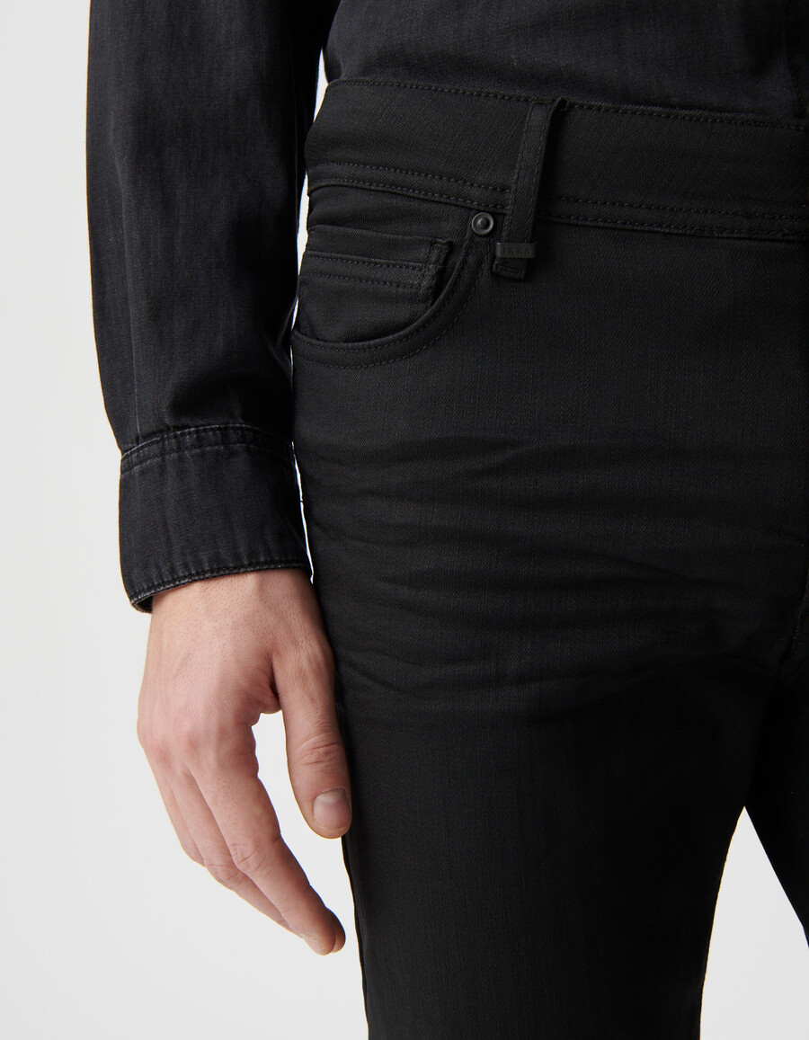 vaqueros negros para hombre