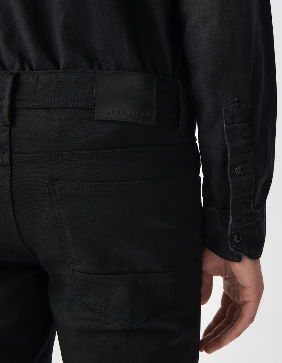 vaqueros negros para hombre